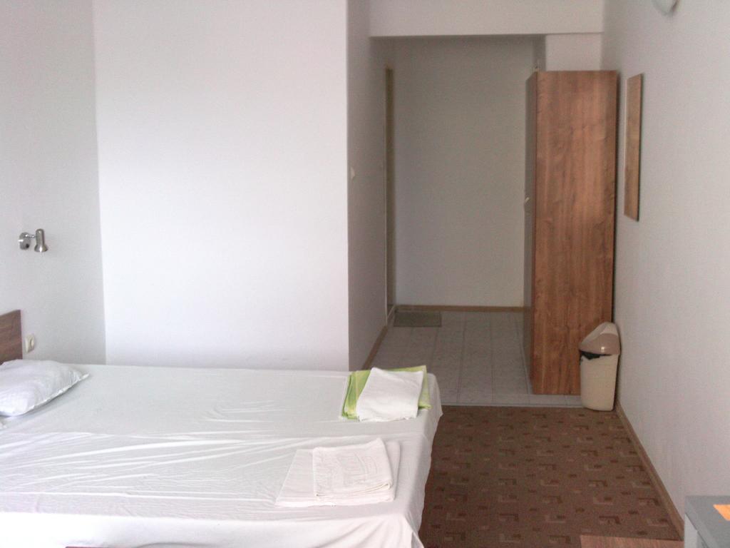 Hotel Neven พรีมอร์สโก ภายนอก รูปภาพ