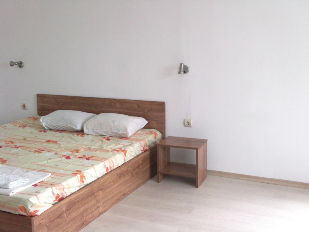 Hotel Neven พรีมอร์สโก ภายนอก รูปภาพ
